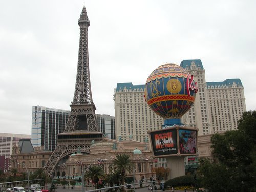 Faux Paris