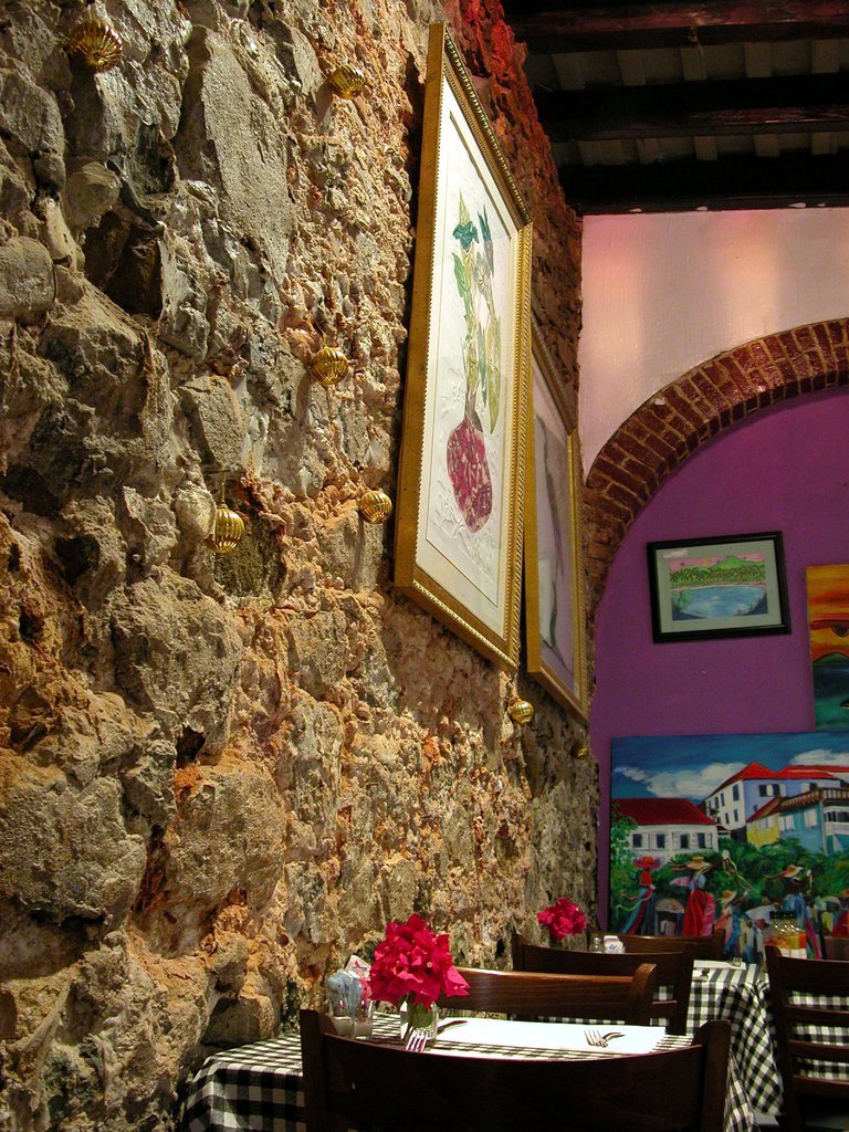 Glady's Cafe