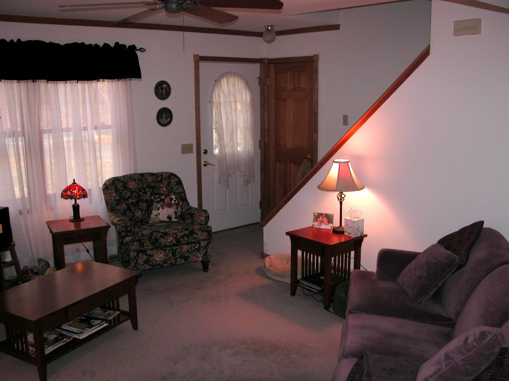 Living room (before)