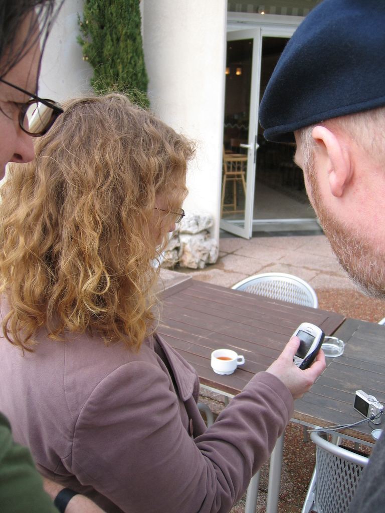 Libby with phone/cam/gps gadget Libby with phone/cam/gps gadget