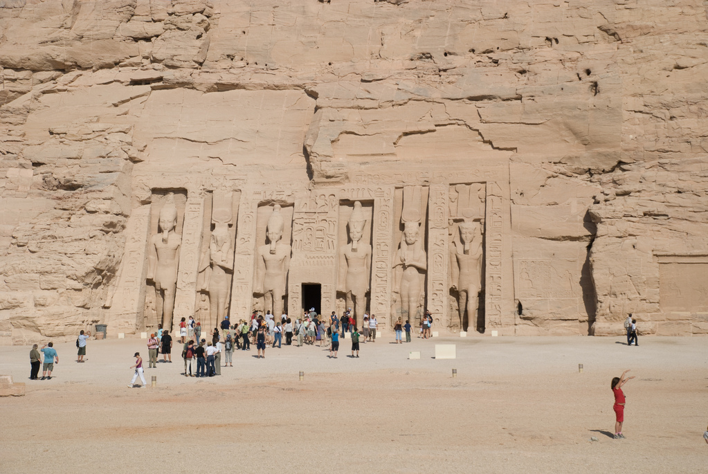 Abu Simbel temple to Nefertari