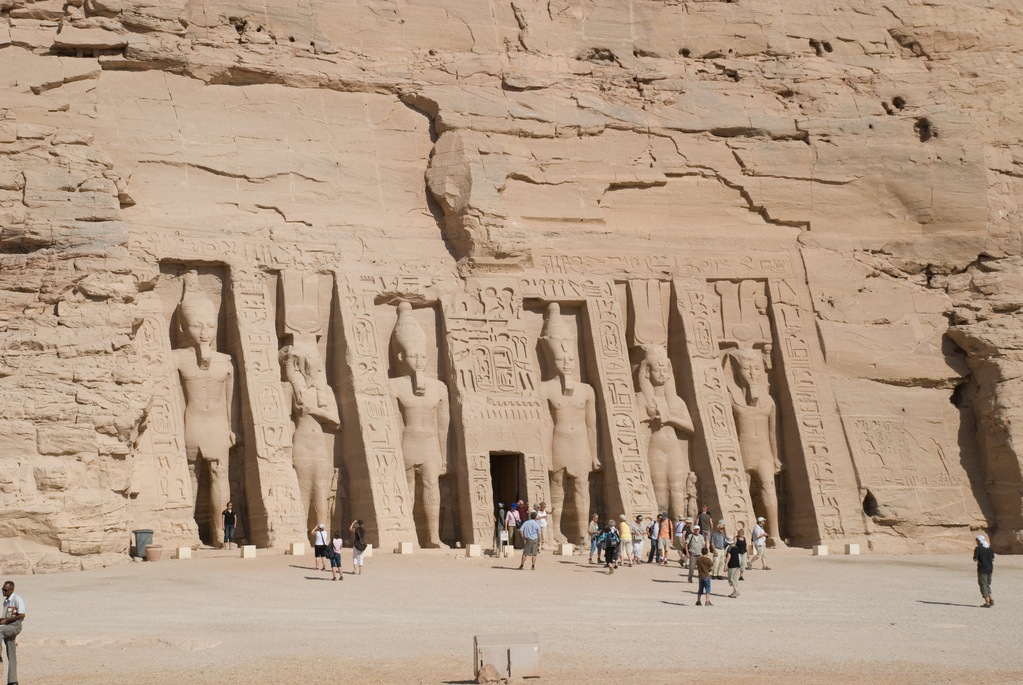 Abu Simbel temple to Nefertari
