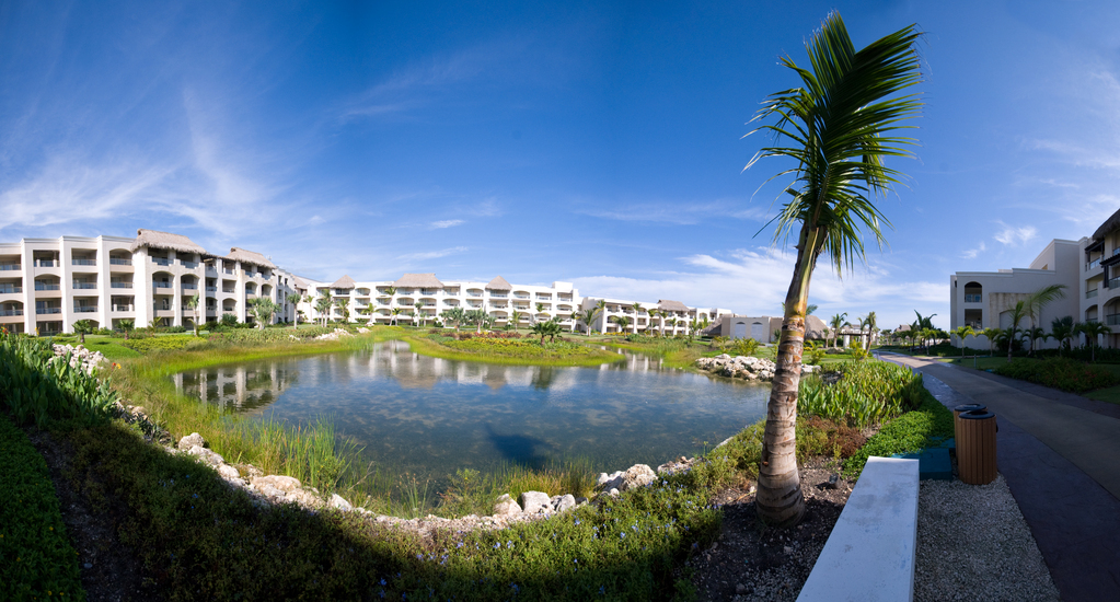 Moon Palace Pond