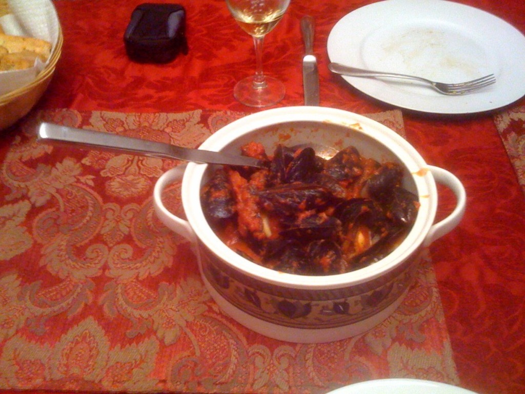 Fifth course: mussels fra diavlo
