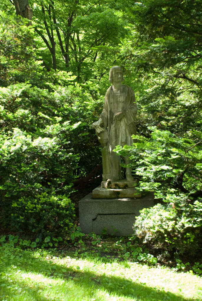 Statue