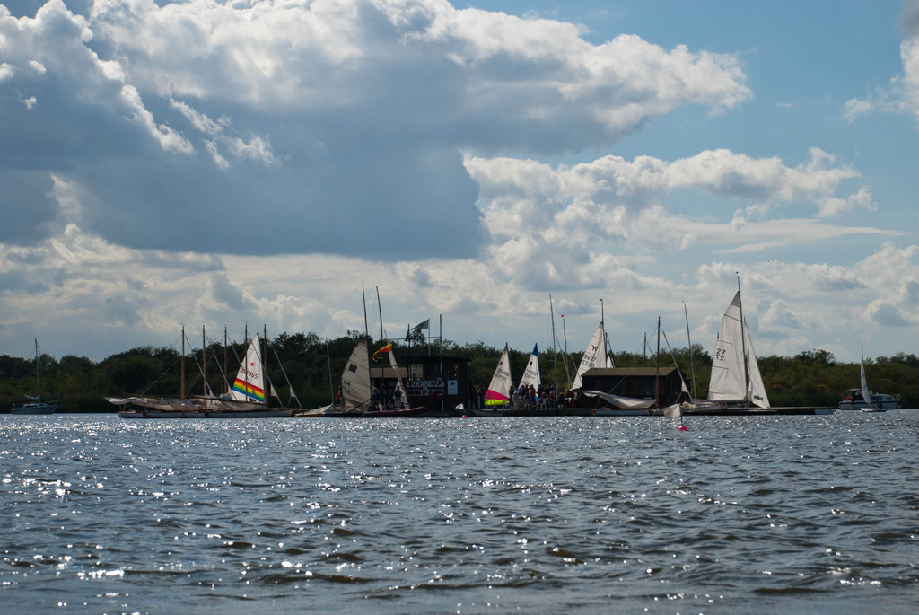 Sailing on Barton Broad Sailing on Barton Broad