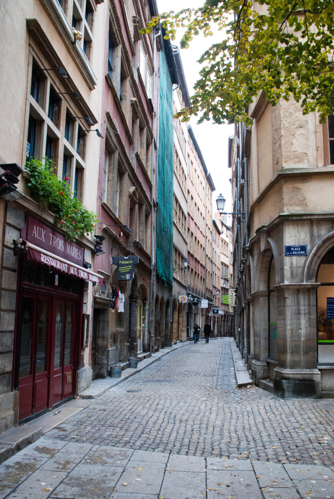 Old Lyon