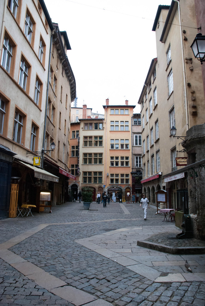 Old Lyon