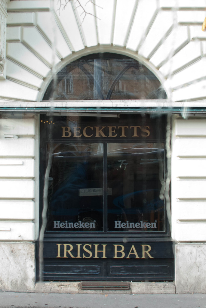 Becketts Irish Bar