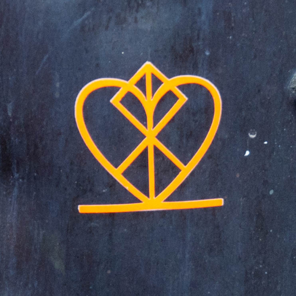 Heart symbol