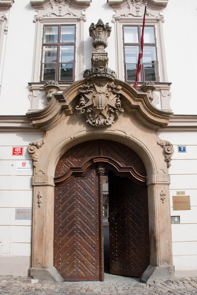 Arch door