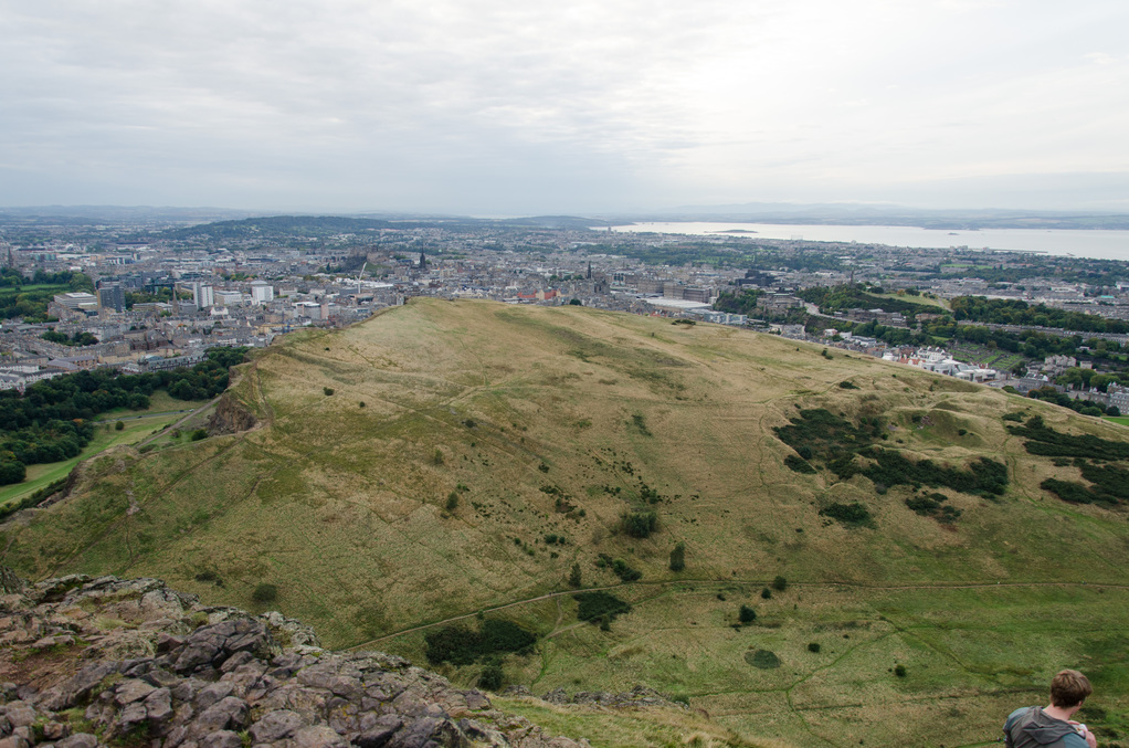 Up and over Arthur's Seat Up and over Arthur's Seat