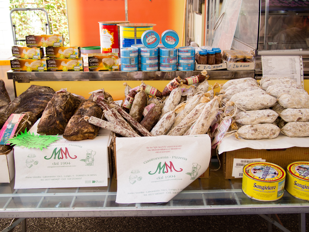 Chiusi market
