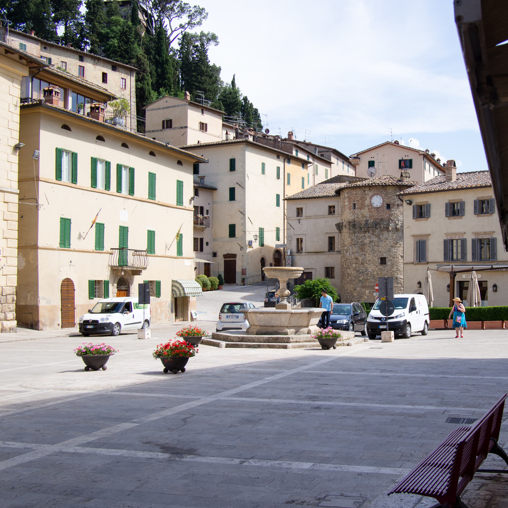 Cetona