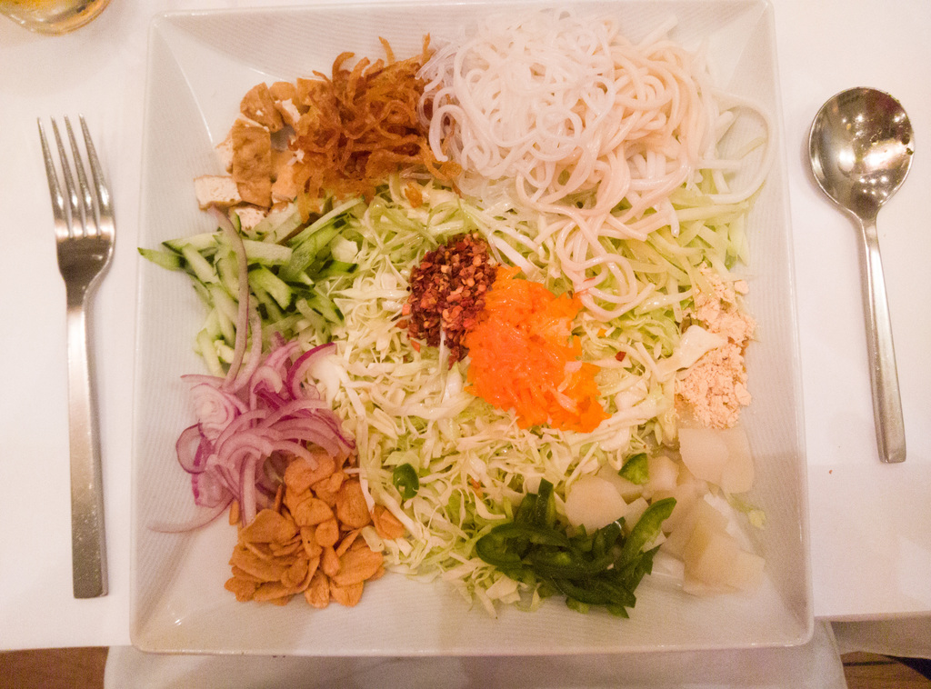 Fermented tea salad