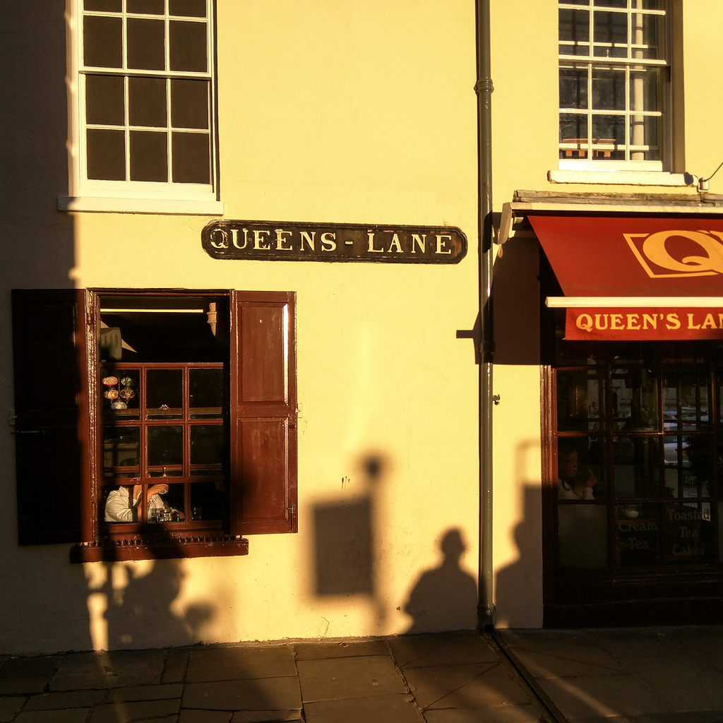 Queen's Lane