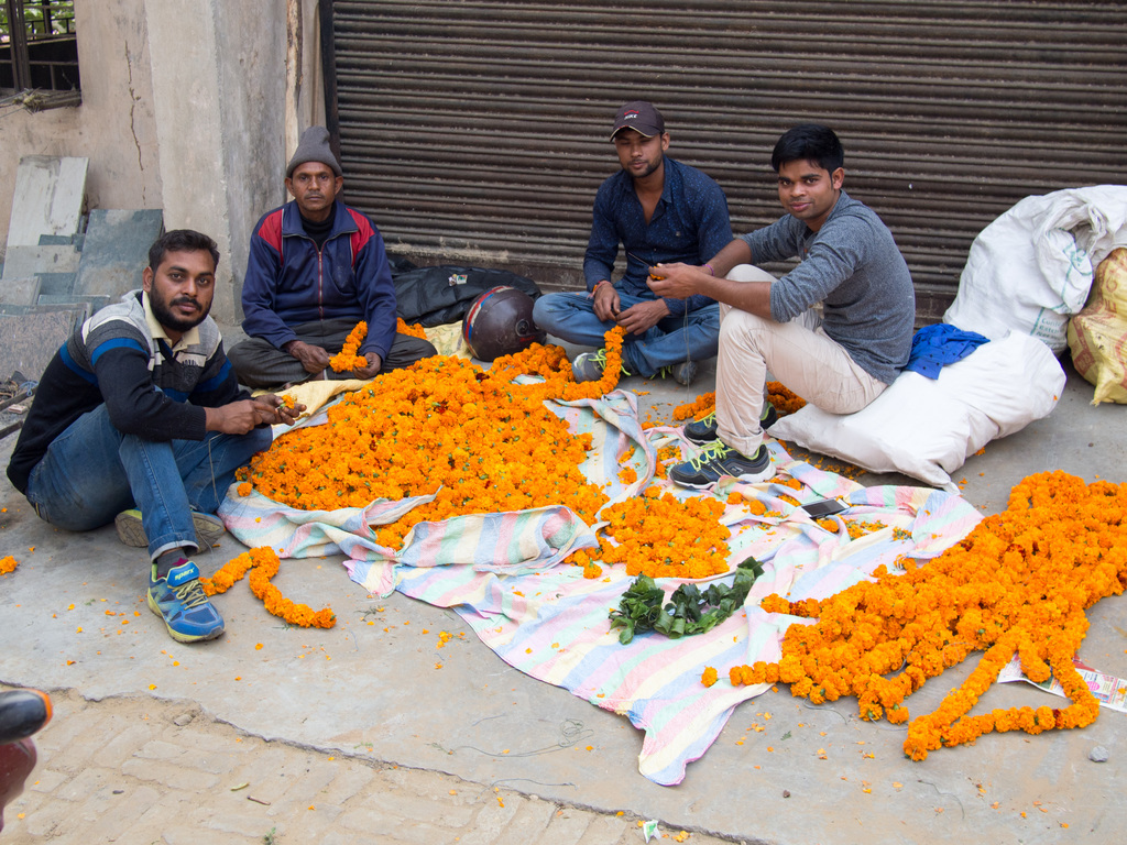 Garland makers