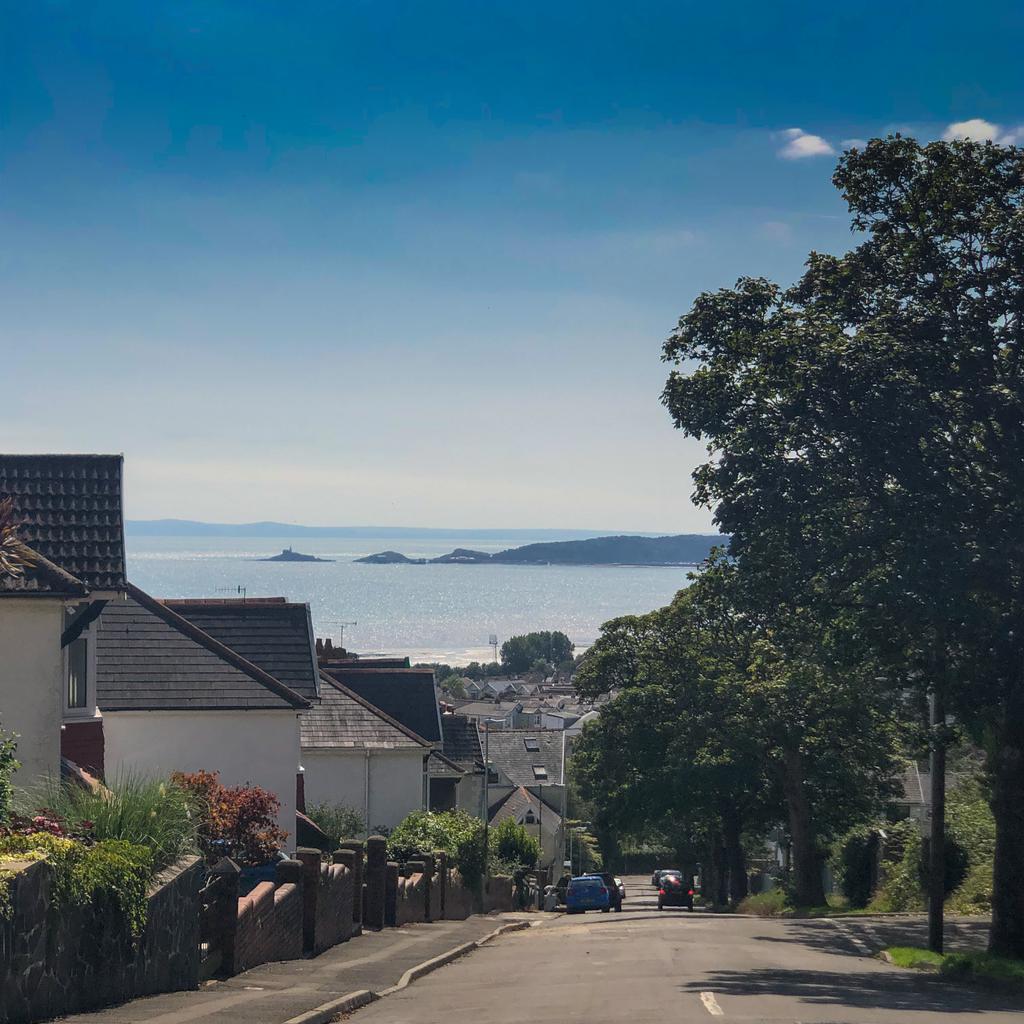 {"cameraPreset":7,"cameraType":"Dual","macroEnabled":false,"qualityMode":2,"deviceTilt":-0.040656230969032592,"customExposureMode":1,"extendedExposure":false,"whiteBalanceProgram":0,"cameraPosition":1,"shootingMode":1,"focusMode":1}